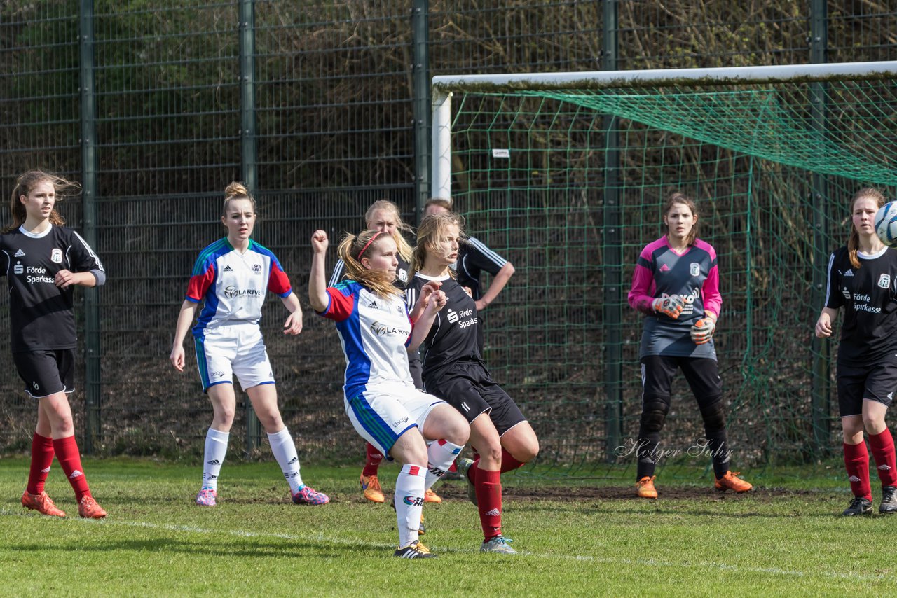 Bild 362 - wBJ SV Henstedt Ulzburg - TSV Schnberg : Ergebnis: 5:2